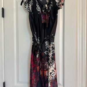 Chic Black and Red Paisley Maxi Dress